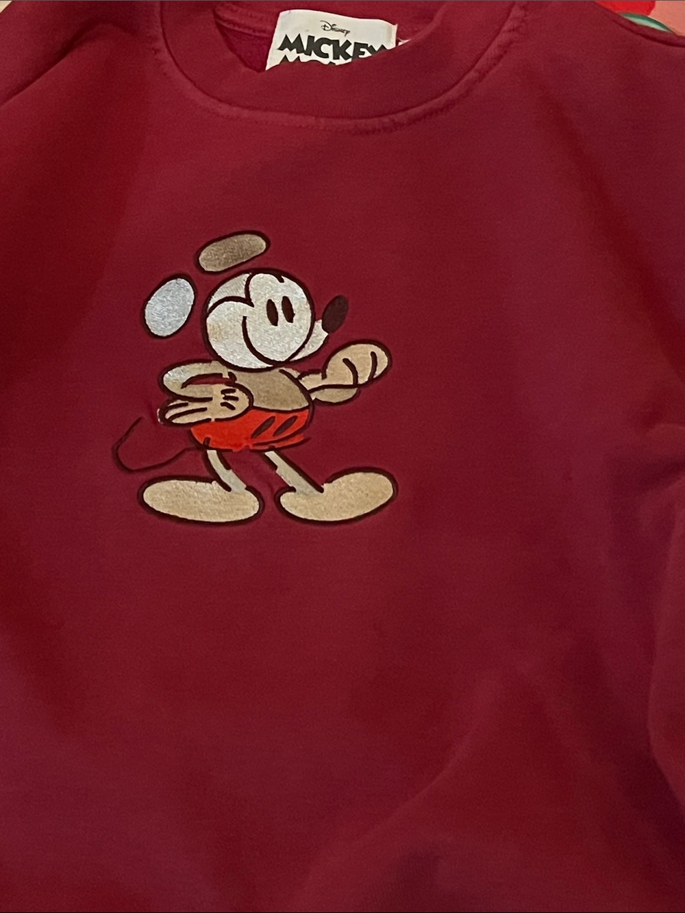 Disney Mickey Genuine Mousewear Sweatshirt Burgundy Possibly ChinaExclusive